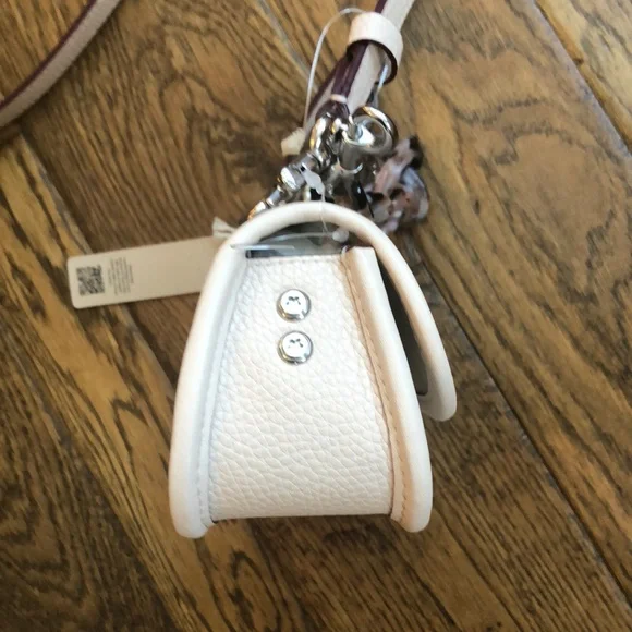 COACH Mini Wavy Dinky COACHTOPIA Leather - Picture 4 of 14